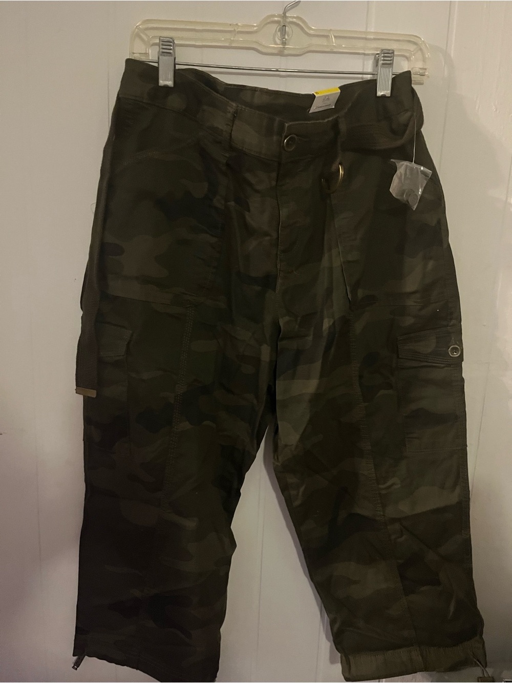 Time and Tru Men's Olive Camo Cargo Pants